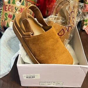 Women's Brown Slingback Clogs